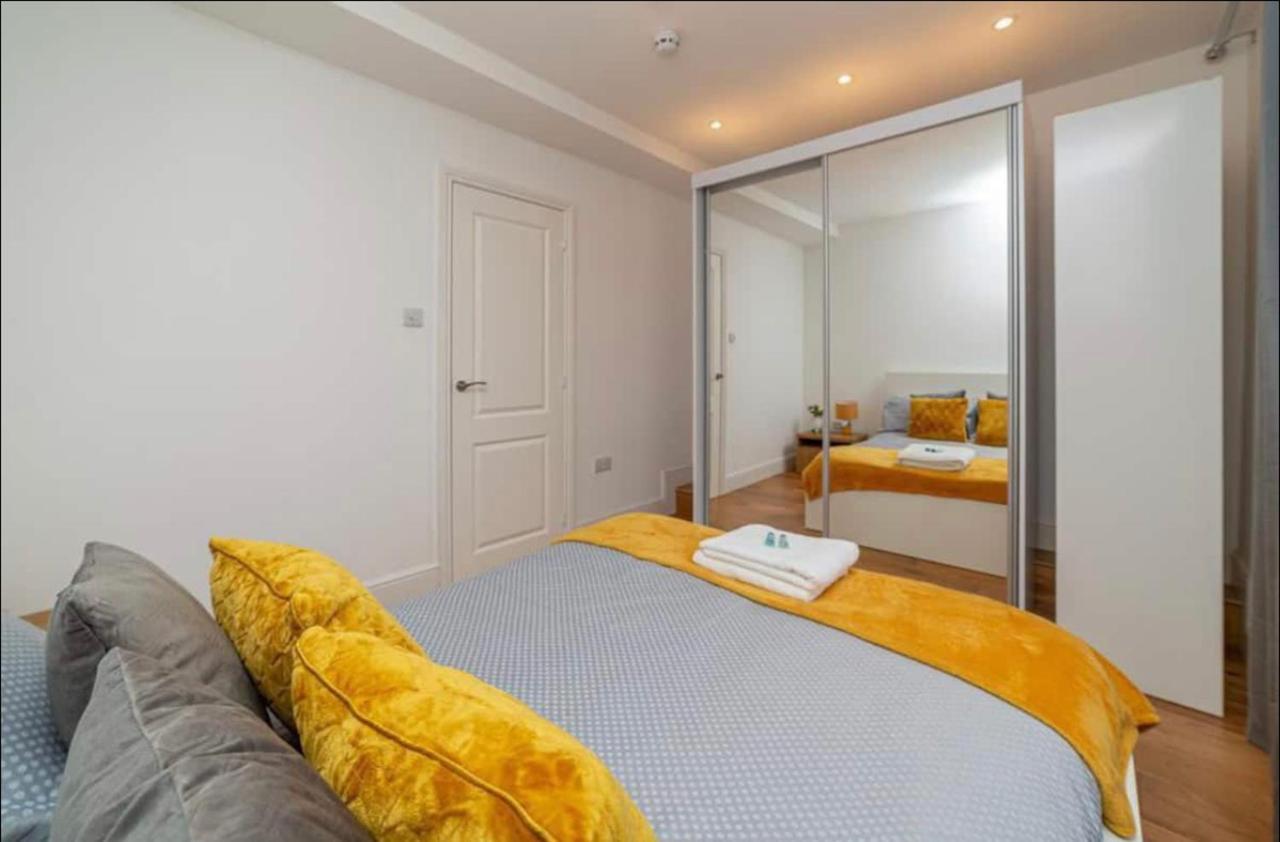 Beautiful 1Bd Apartment On The King'S Road Chelsea Londra Esterno foto